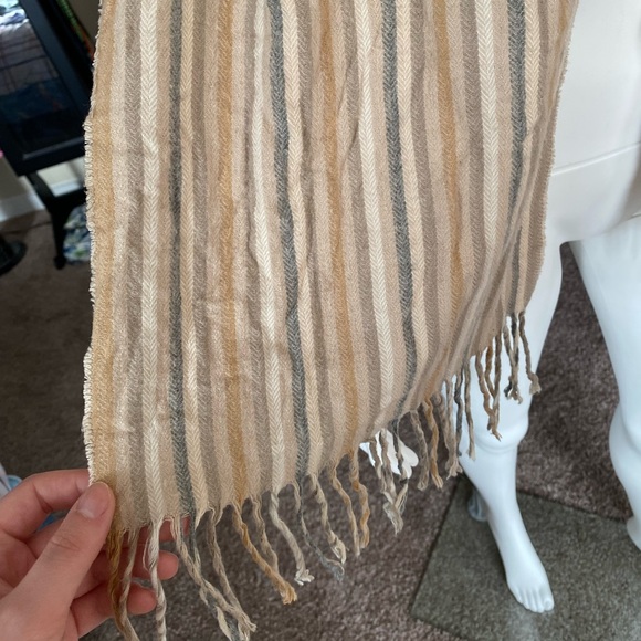 tan striped scarf - Picture 3 of 3